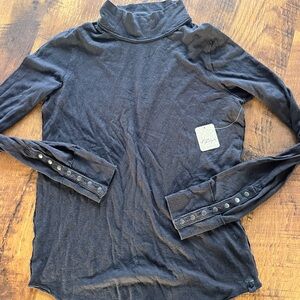 Care FP Willow Hemp Turtleneck